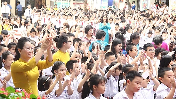 Sẽ thông qua Nghị quyết miễn, hỗ trợ học phí với trẻ mầm non, học sinh phổ thông