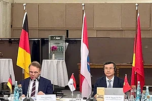 Bàn giải pháp xây dựng Trường Đại học Việt Đức trong giai đoạn mới
