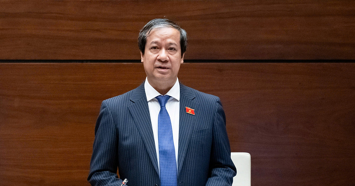 Bộ trưởng GD-ĐT: Công bằng cho giáo viên không phải 'đều khổ như nhau'
