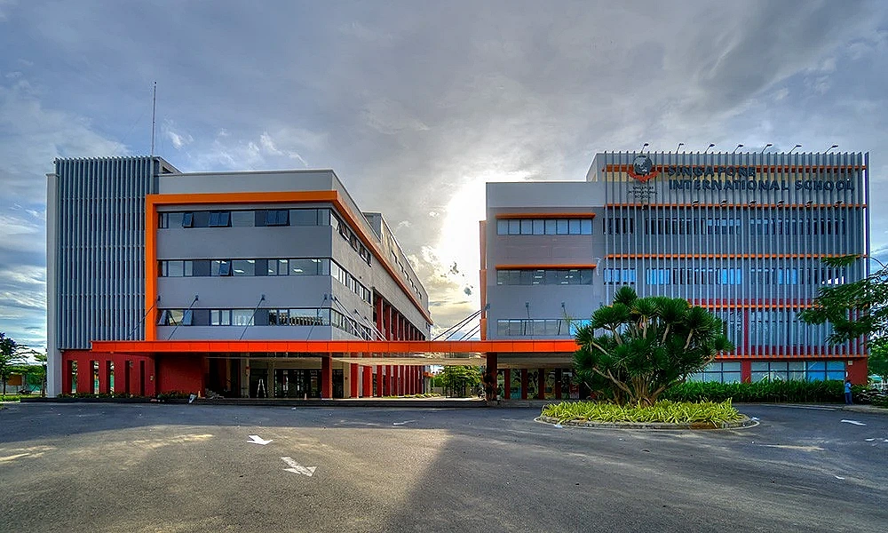 Đà Nẵng: Học phí cao nhất hơn 600 triệu, Trường Quốc tế Singapore công khai gì?