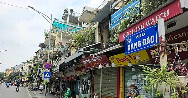 Đằng sau việc phố kinh doanh sầm uất ở Hà Nội vắng tanh vắng ngắt