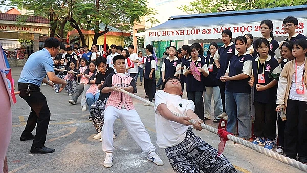 Dạy học 2 buổi/ngày: Khó khăn hiện hữu
