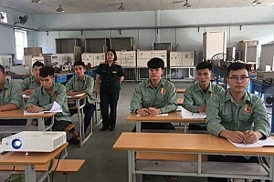 Đẩy mạnh phân cấp, phân quyền trong quản lý giáo dục nghề nghiệp