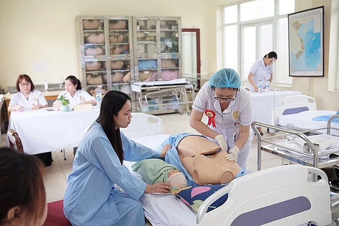 Đẩy mạnh phân quyền là giải pháp tháo gỡ điểm nghẽn phát triển cơ sở GDNN