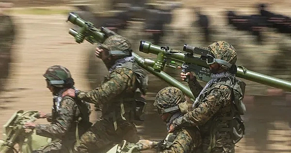 Iran bị tấn công, vì sao các đồng minh 'Trục kháng chiến' không phản ứng?