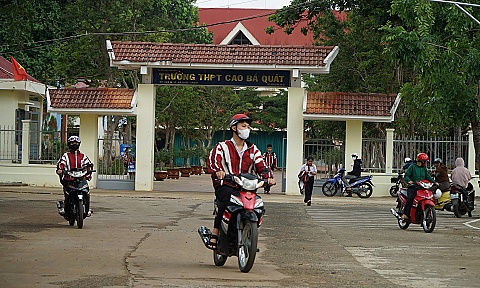 Kiểm tra vụ học sinh 'tự nguyện' nghỉ học trước kỳ thi tốt nghiệp