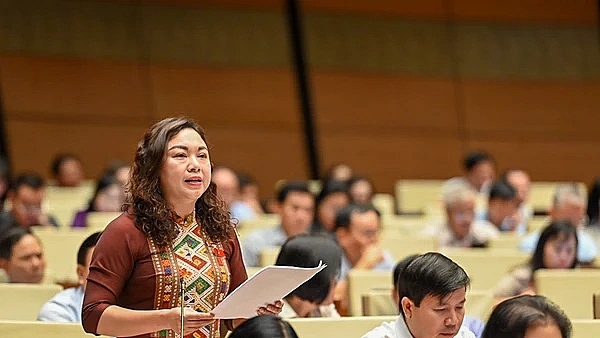 Luật Nhà giáo nâng cao vị thế và phát triển đội ngũ giáo viên