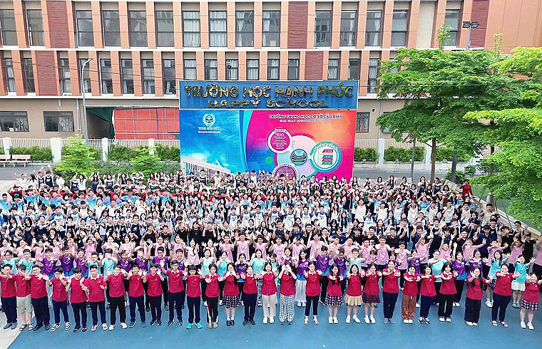 Ngôi trường có gần 100 học sinh đỗ chuyên Khoa học Tự nhiên