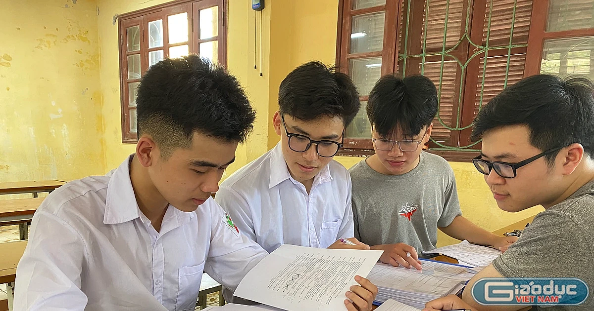 Ôn thi tốt nghiệp giai đoạn nước rút: Thí sinh cần lưu ý gì với môn Ngữ văn?