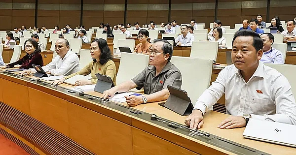 Quyết sách lịch sử: Chính quyền địa phương hai cấp