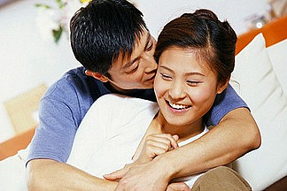 Sau sinh, tôi rất sợ "thân mật" nhưng lại lo chồng ngoại tình