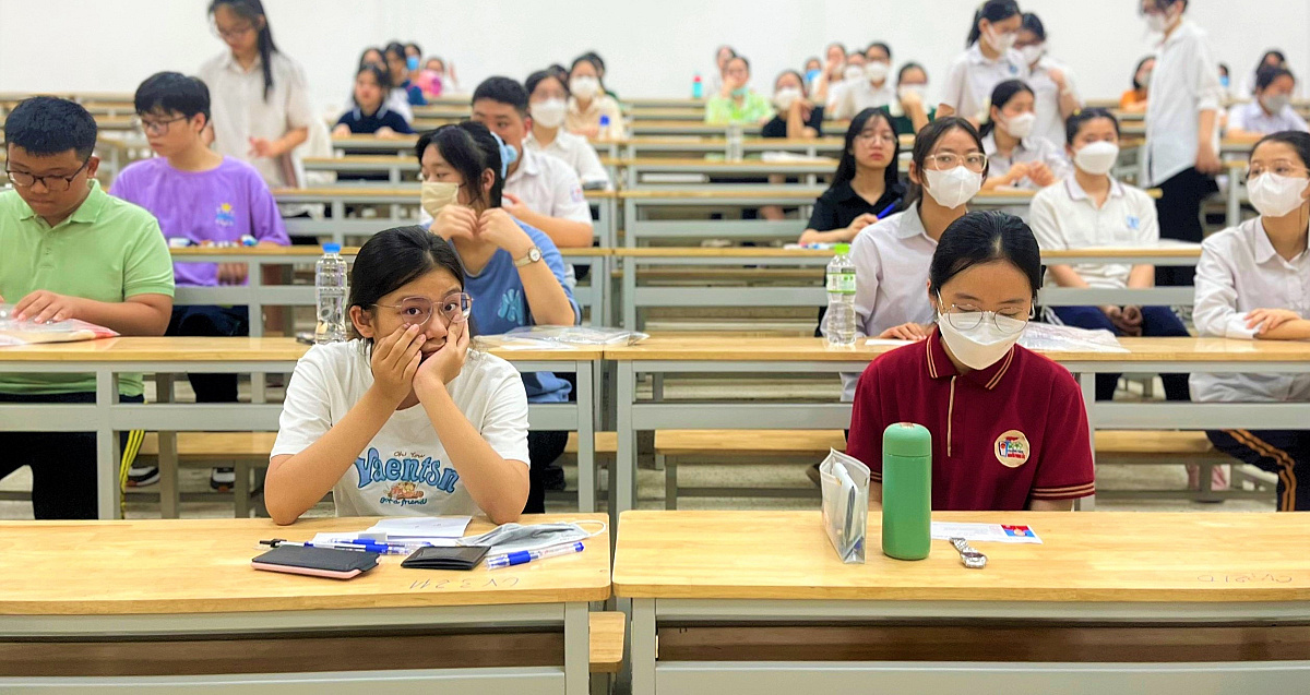 Thủ khoa thi vào lớp 10 tiết lộ bí quyết giúp thí sinh bình tĩnh trong phòng thi