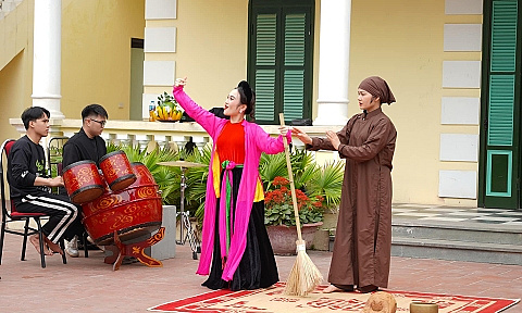 Trường nghệ thuật không 'kiếm đâu ra' tiến sĩ